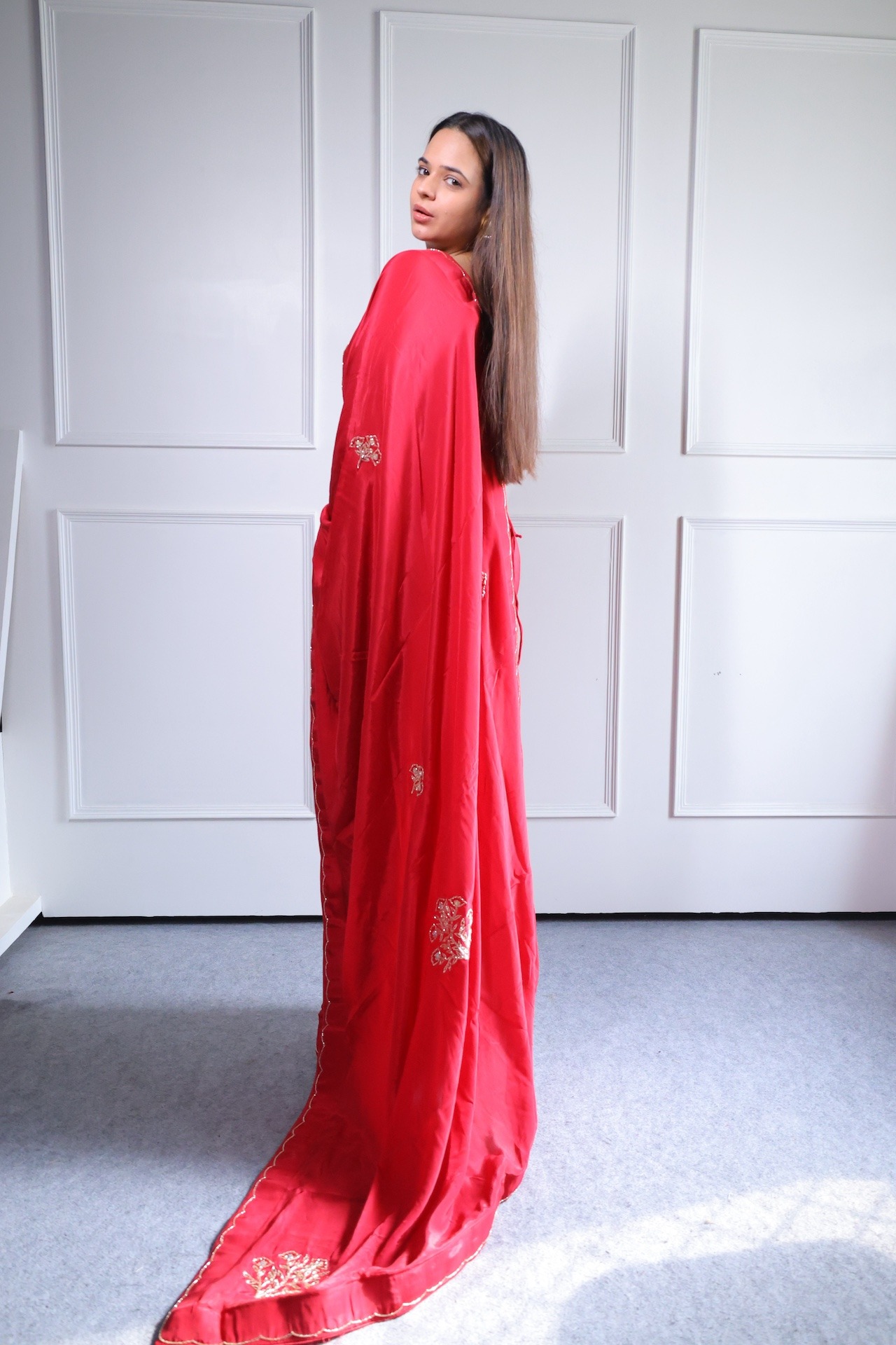Red Silk Crepe Saree - Image 4
